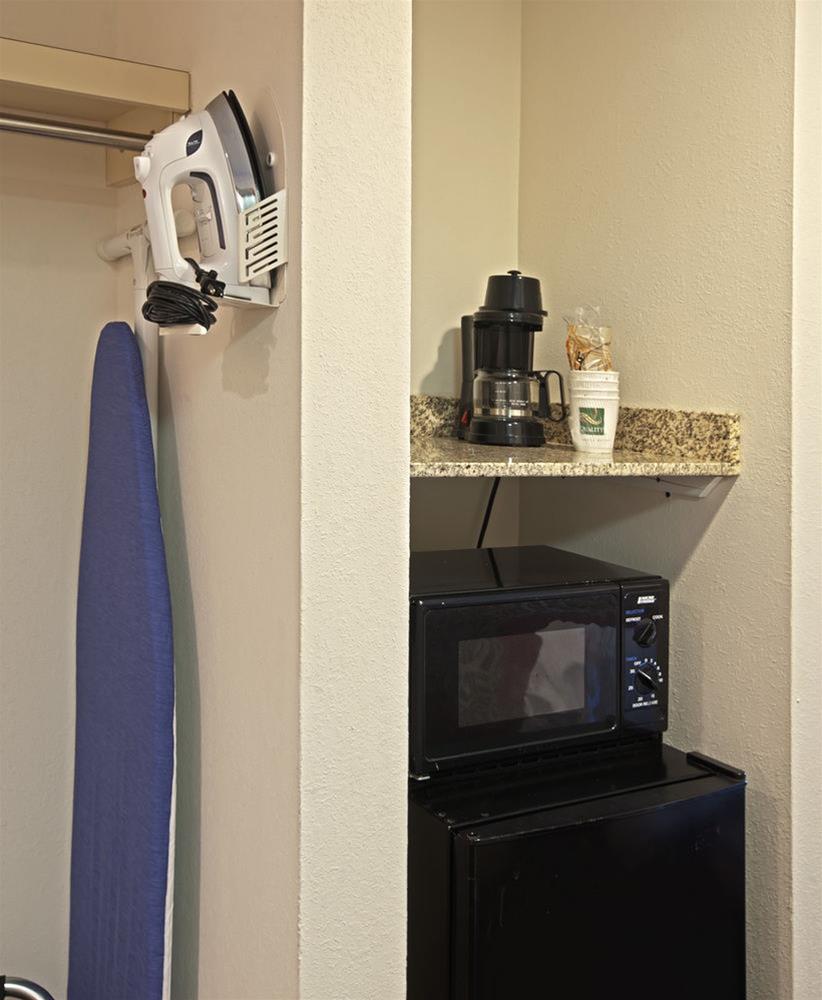 Quality Inn & Suites Boone - University Area Extérieur photo