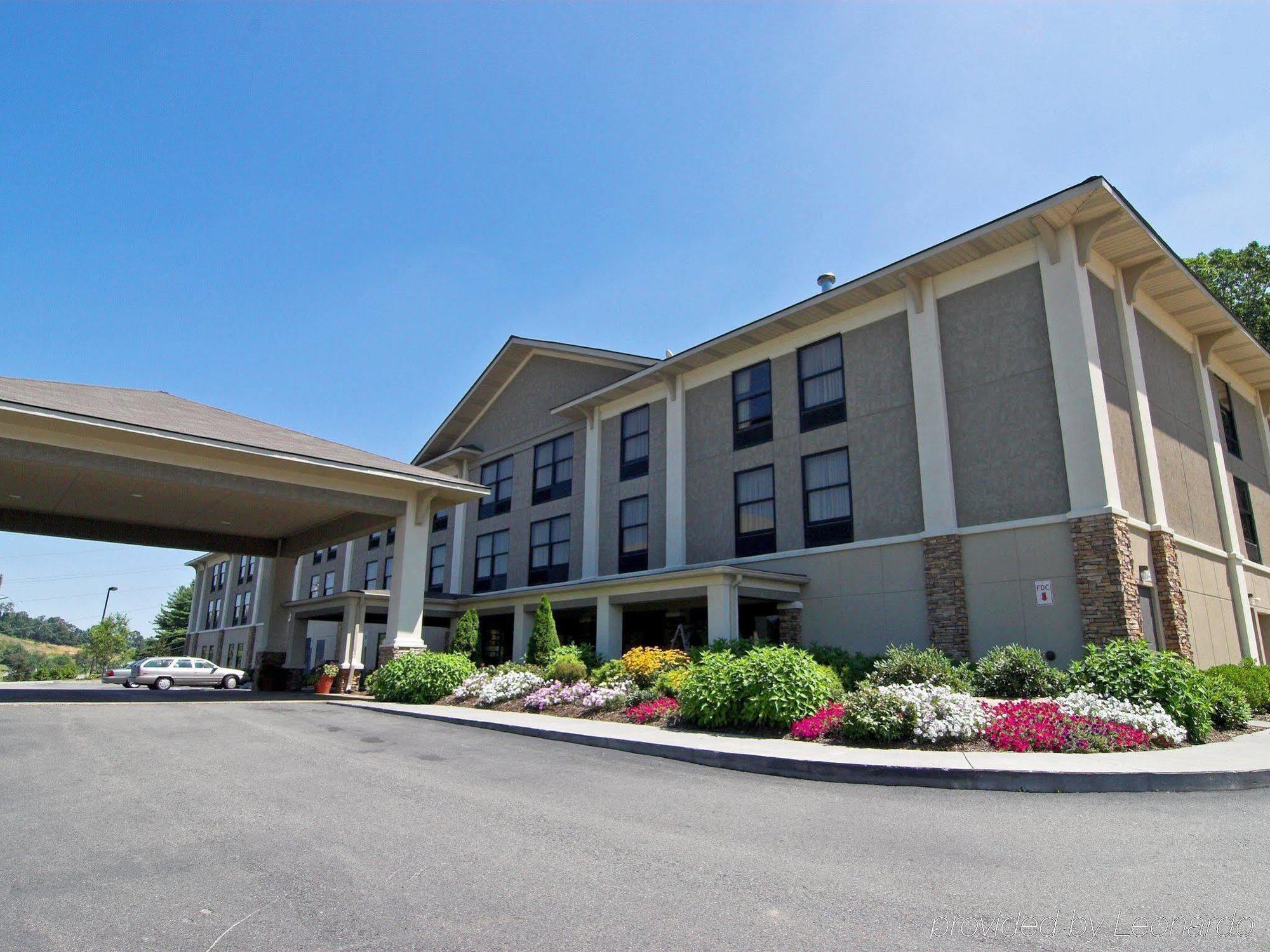 Quality Inn & Suites Boone - University Area Extérieur photo