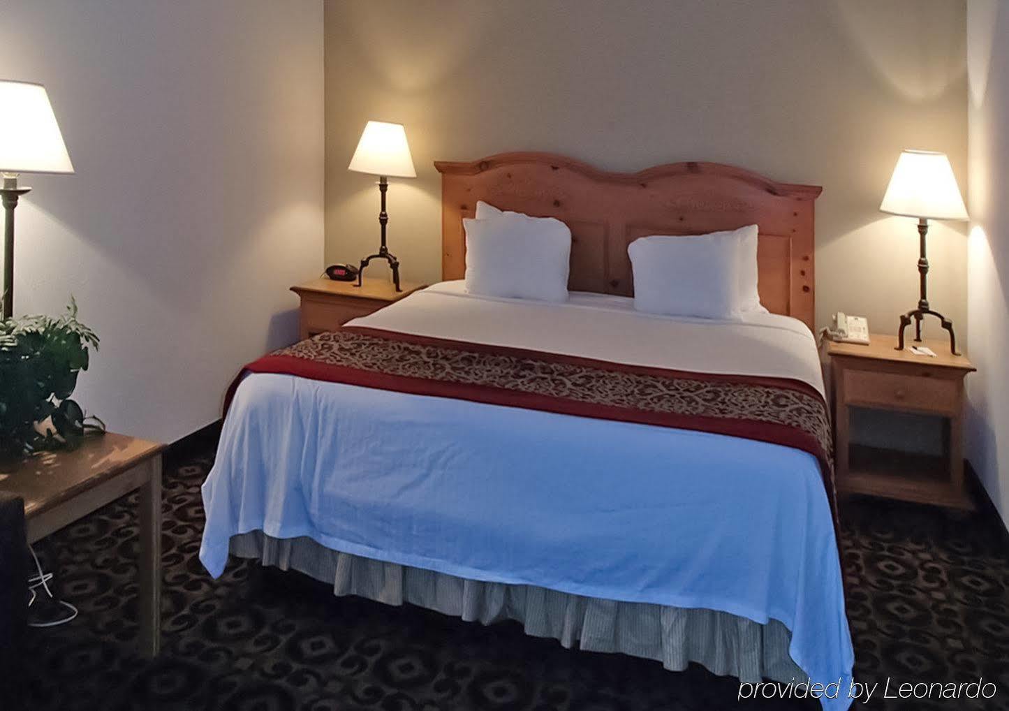 Quality Inn & Suites Boone - University Area Extérieur photo