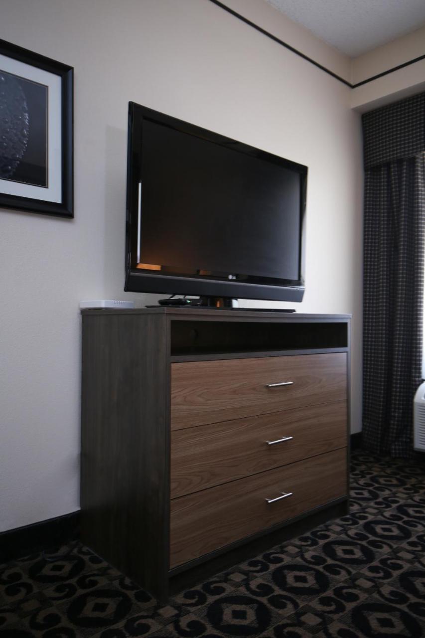 Quality Inn & Suites Boone - University Area Extérieur photo