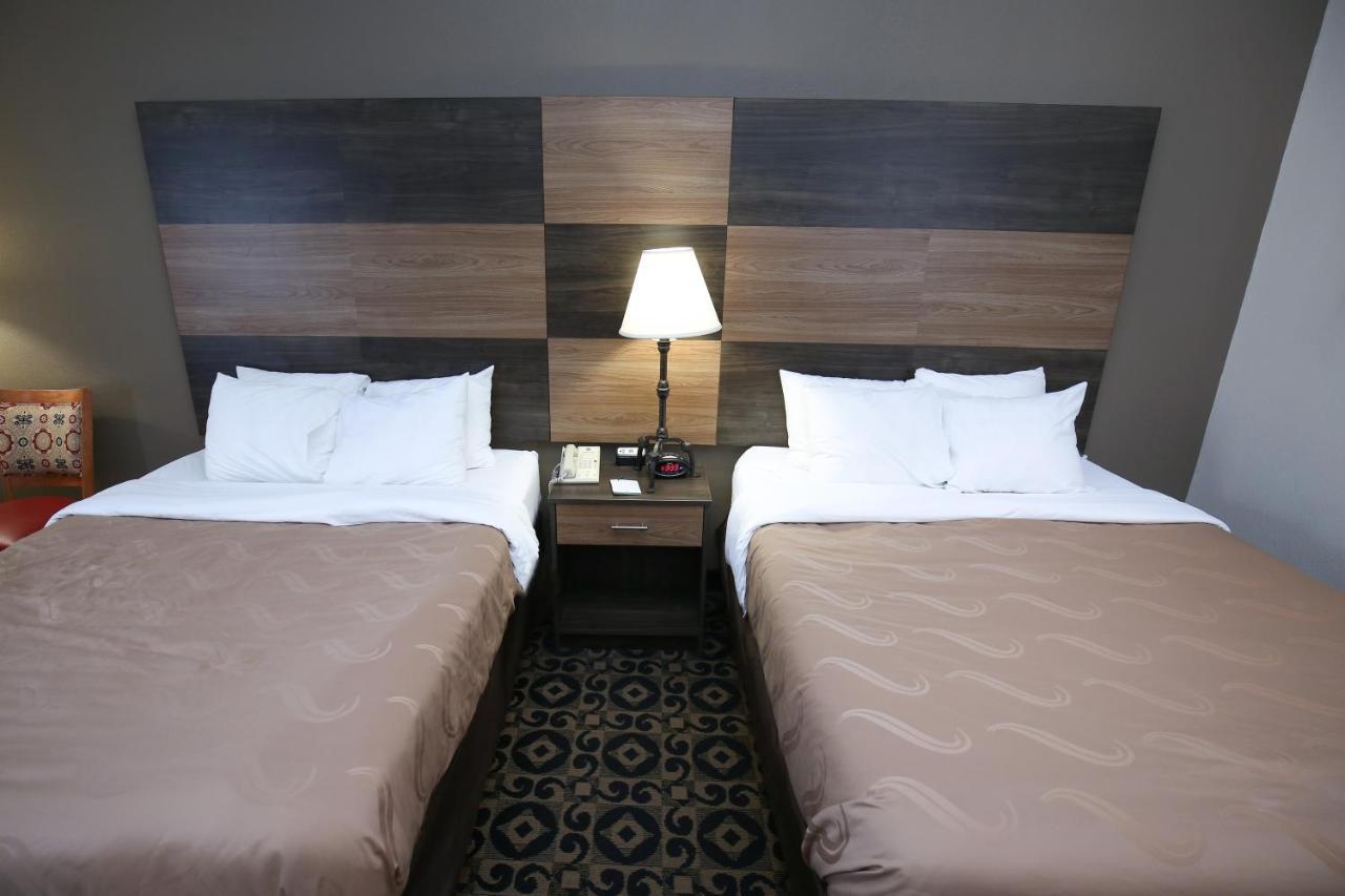 Quality Inn & Suites Boone - University Area Extérieur photo