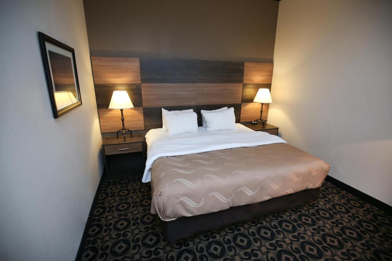 Quality Inn & Suites Boone - University Area Extérieur photo